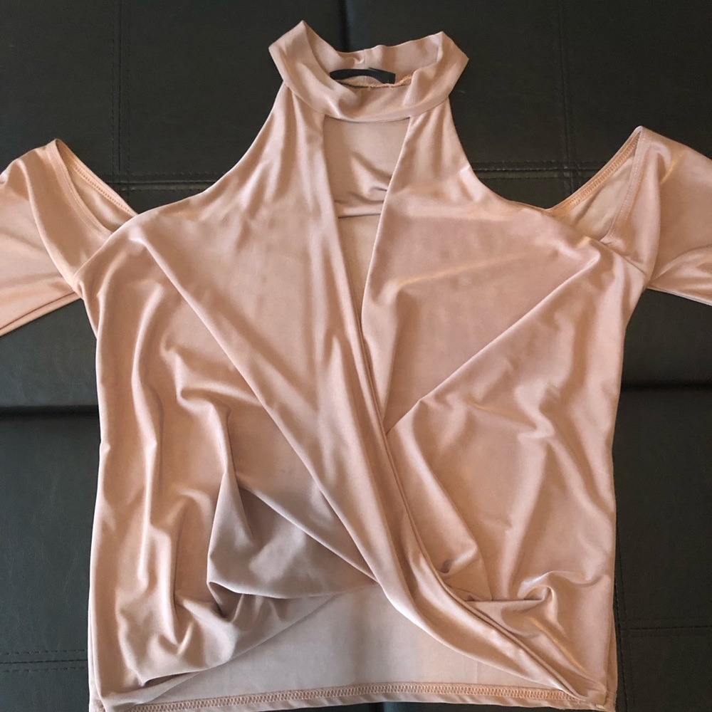 Women’s Dressy Top